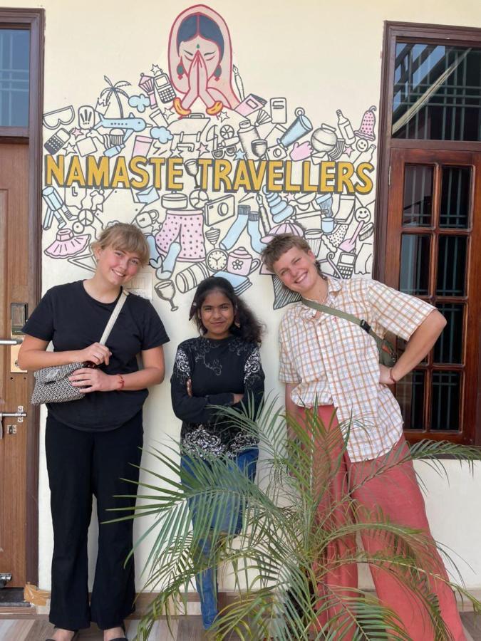Hashtag Traveler'S Hostel Lucknow Luaran gambar